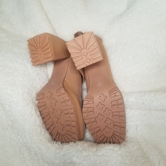 Platform Sole Sock Booties - Picture 3 of 9